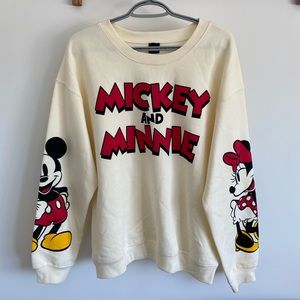 Disney Mickey and Minnie Crewneck Sweatshirt NWOT